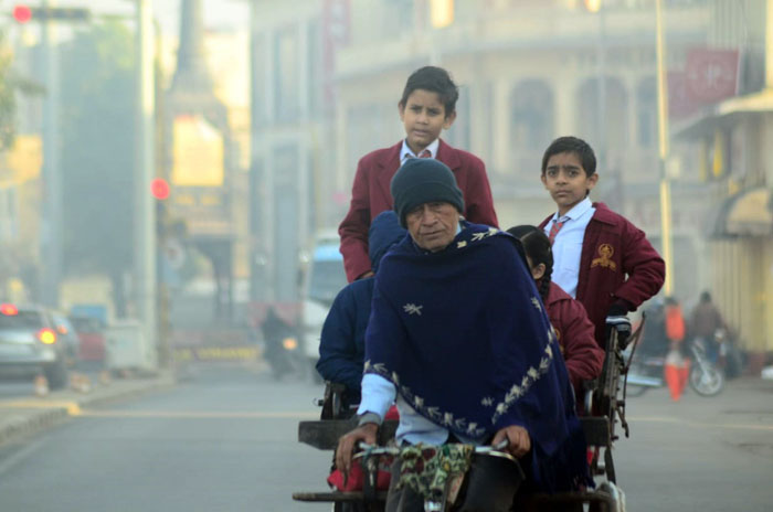 children going school cold