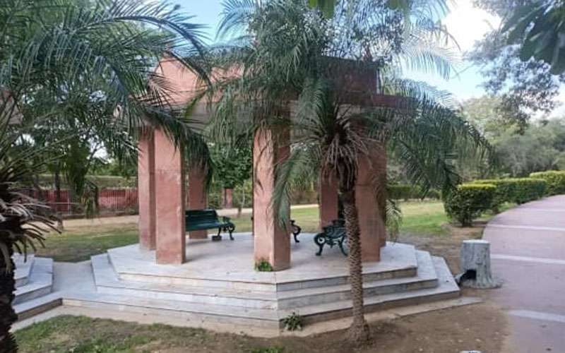 Jawahar Circle Garden premises